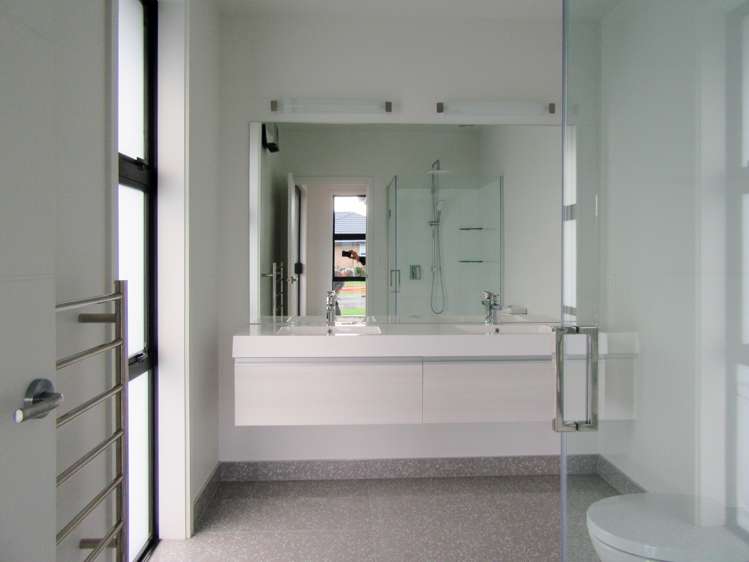 7 Fortis Place Lytton West_5