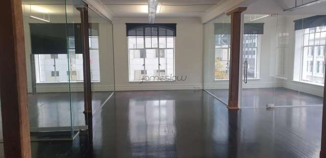 Suite 402/8 Commerce Street City Centre_1