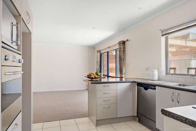 16 Lilybank Crescent East Tamaki_1