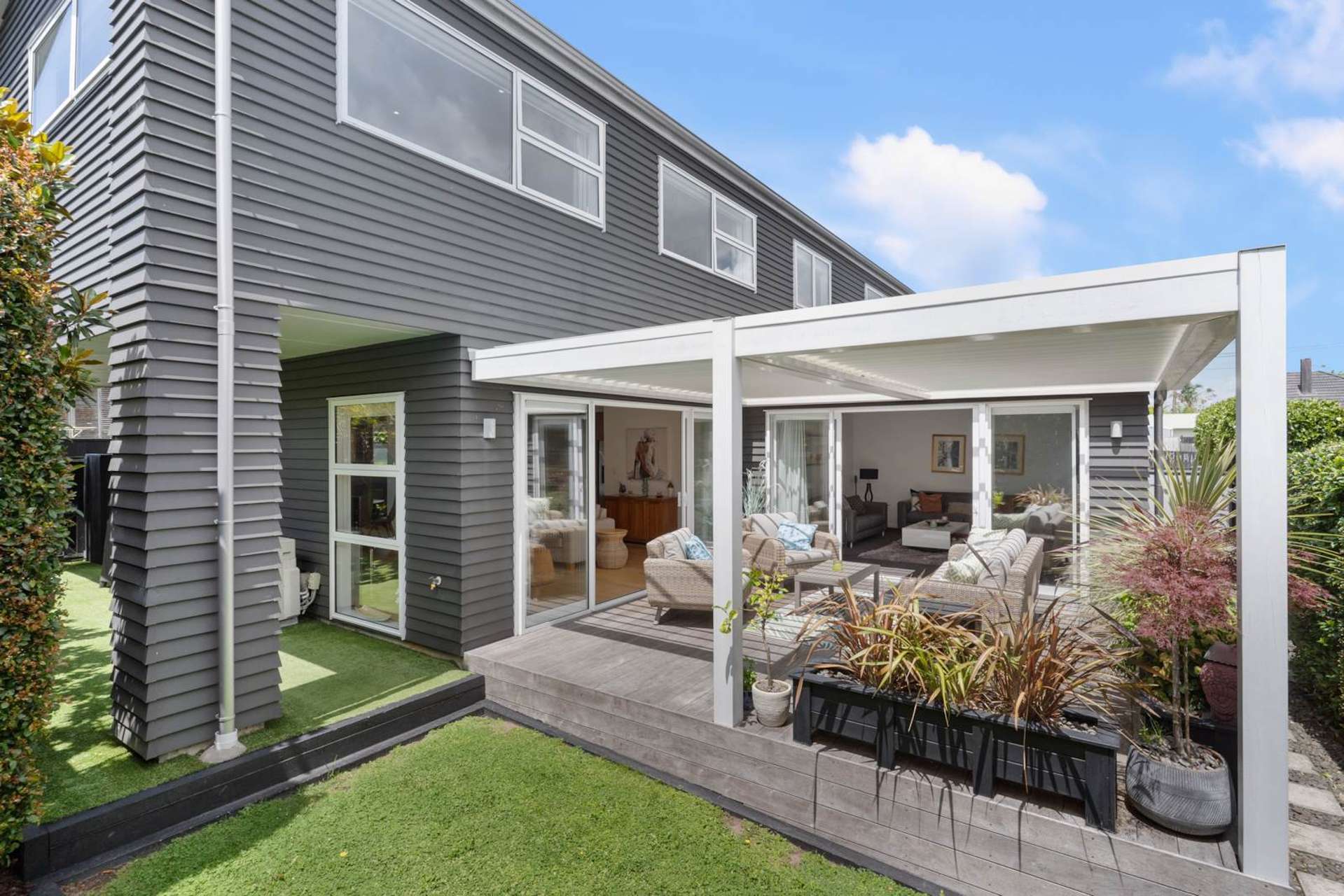 8 Colchester Avenue Glendowie_0