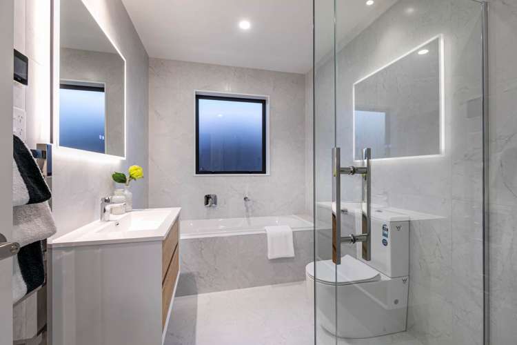 7 Frith Street Wainui_11