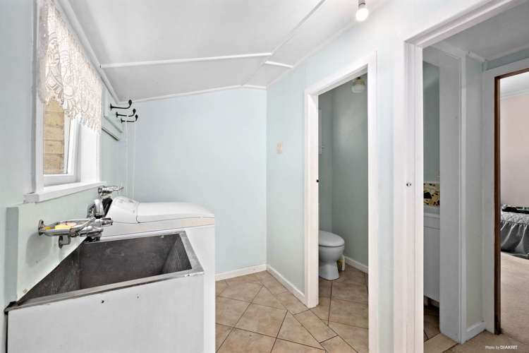 9 Valley Road Waiuku_12