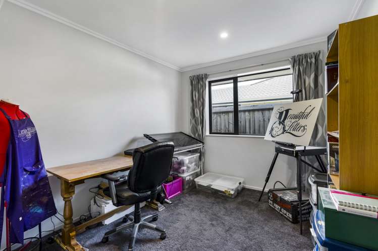 17 Minerva Crescent Woodend_9