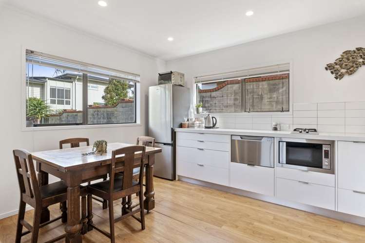 31 Ridge Road Waiake_18