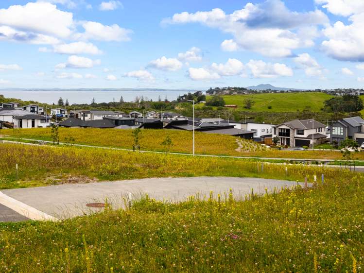 44 Waitai Close Long Bay_9