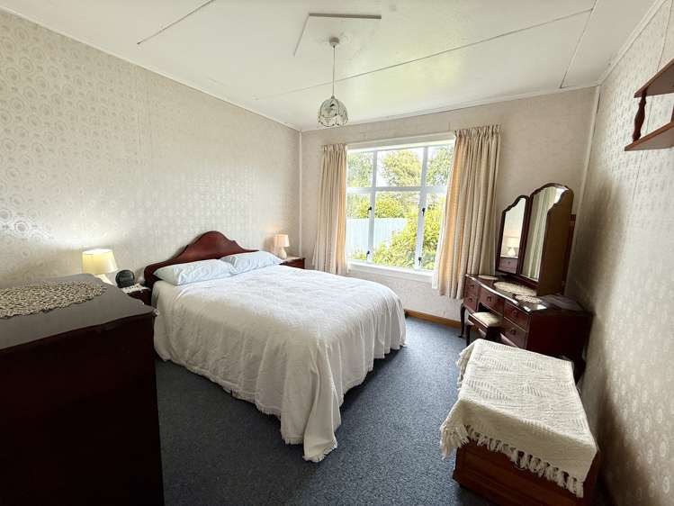 130 Lamond Street East Hargest_10