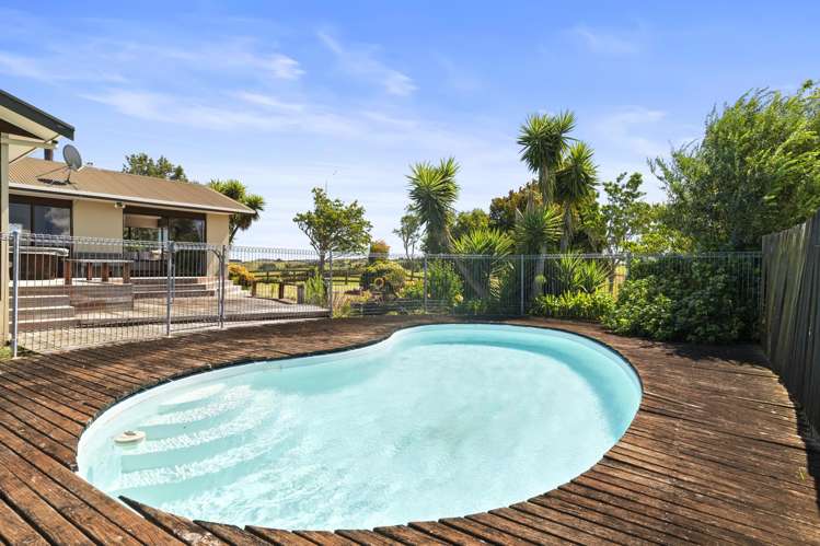 1761 Highway 22 Pukekawa_10