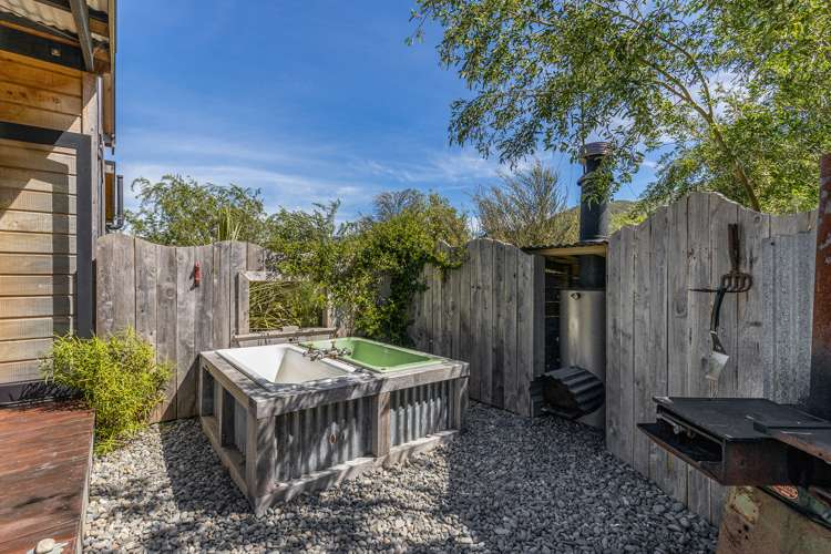 9e Lady Cobham Grove Anakiwa and Surrounds_9