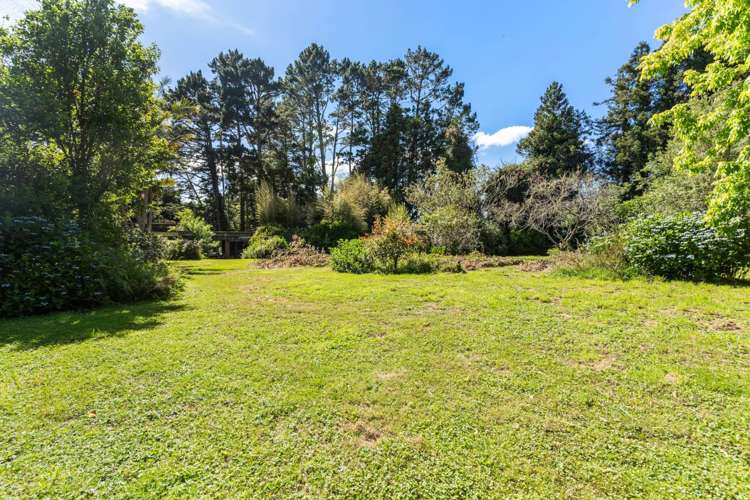 31 Cascade Road Bombay_19