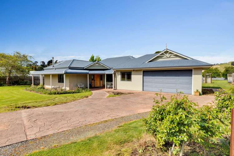 20 Paraekaretu Street Hunterville_25