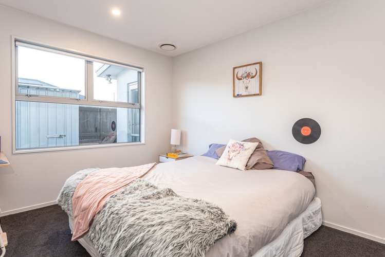 29 Sunline Avenue Lincoln_21