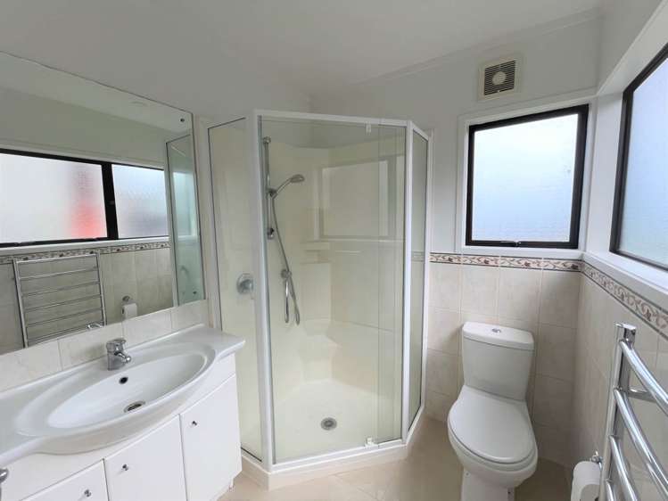 3 Trevone Place Forrest Hill_20