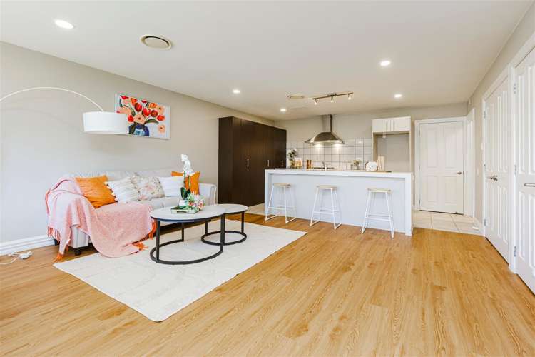 10 Leneford Drive East Tamaki_8