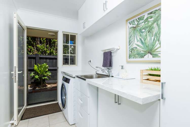 36 Saint James Avenue Richmond_16