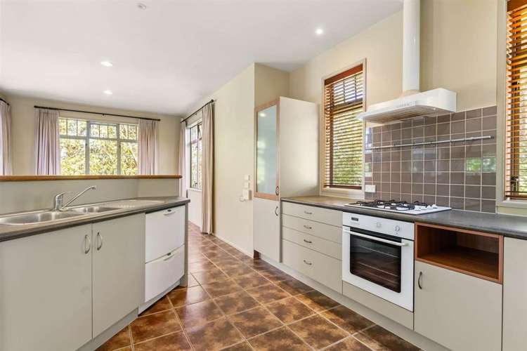 111 Kaitemako Road Welcome Bay_3