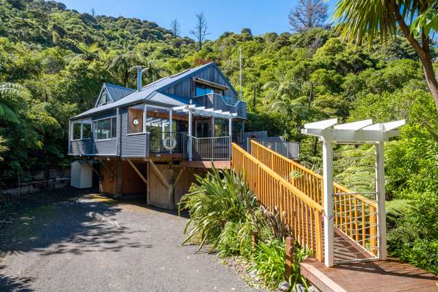 2393 Queen Charlotte Drive Anakiwa and Surrounds_2