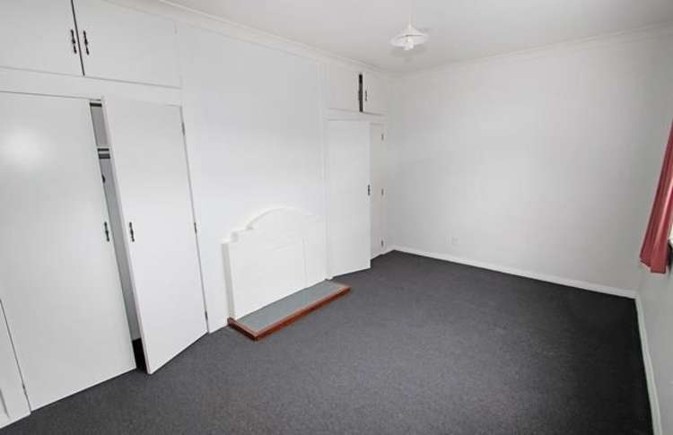 84 Queen Street North Dunedin_5