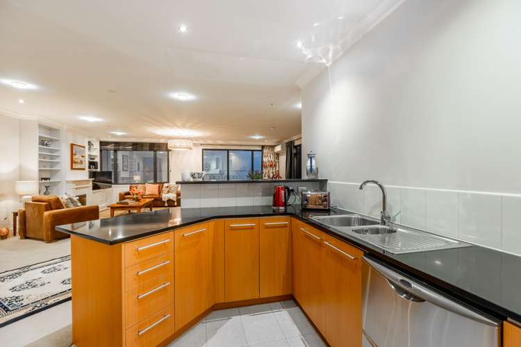 4i/42 Molesworth Street Thorndon_6