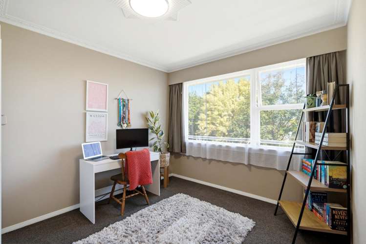 9 Glenalmond Crescent Rockdale_12