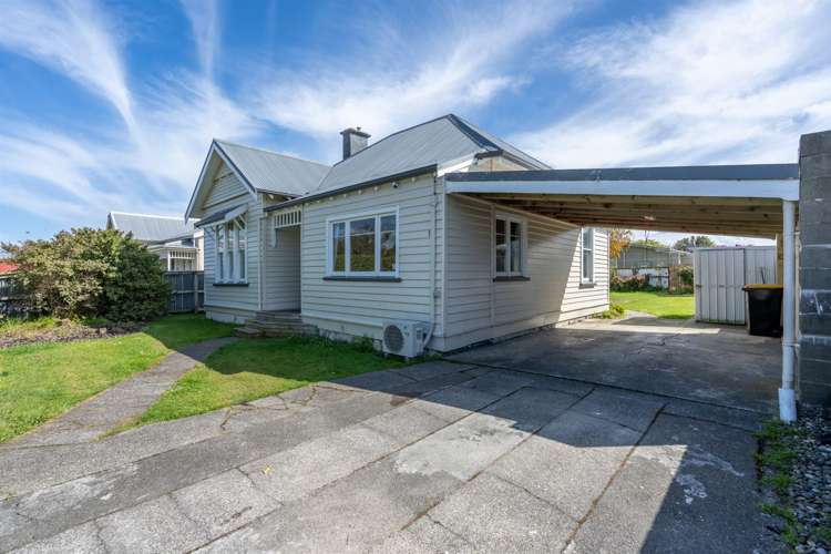 12 Avenal Street Avenal_14