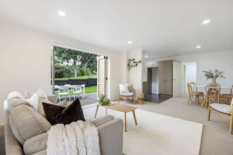 14 Topland Drive Flat Bush_32