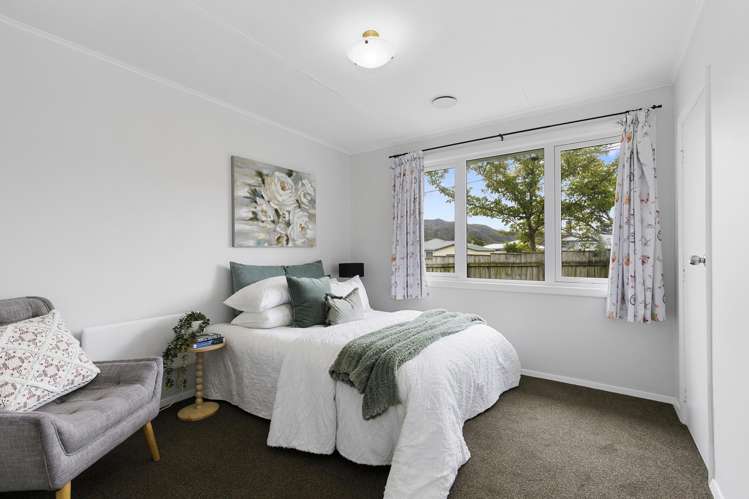 4 Derwent Street Wainuiomata_11