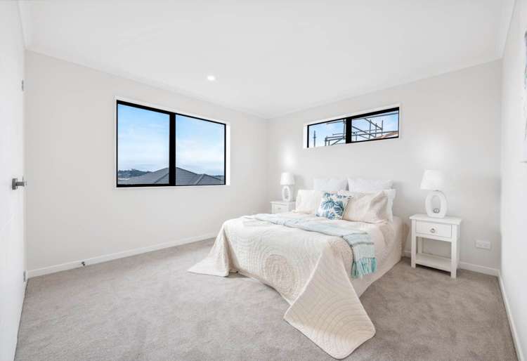 72 Ksenia Drive Flat Bush_10