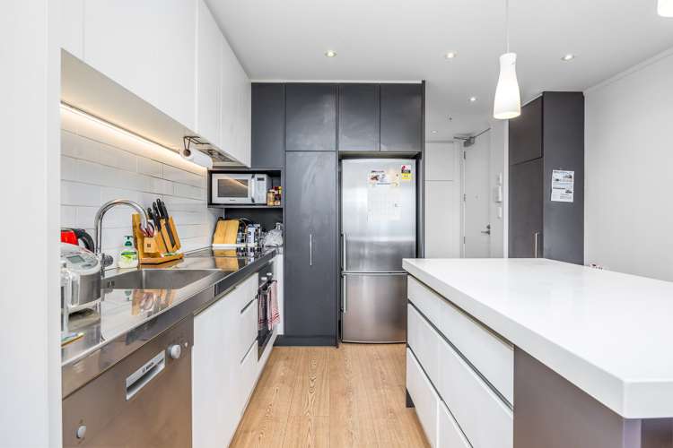 914/145 Nelson Street Auckland Central_16