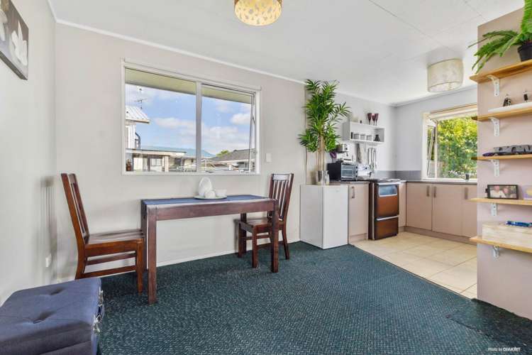 21 Glen Close Glen Eden_5