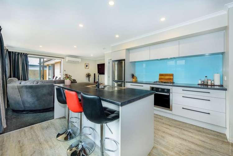 27 Zinnia Way Wigram_11