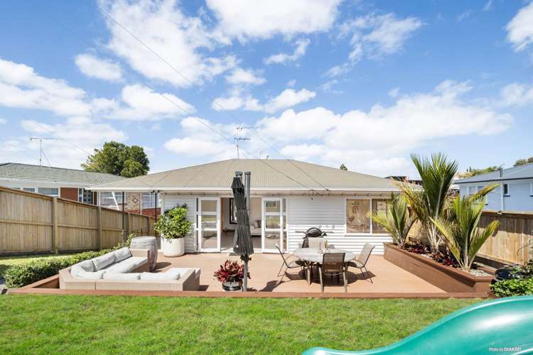 18 McRae Road Mt Wellington_15