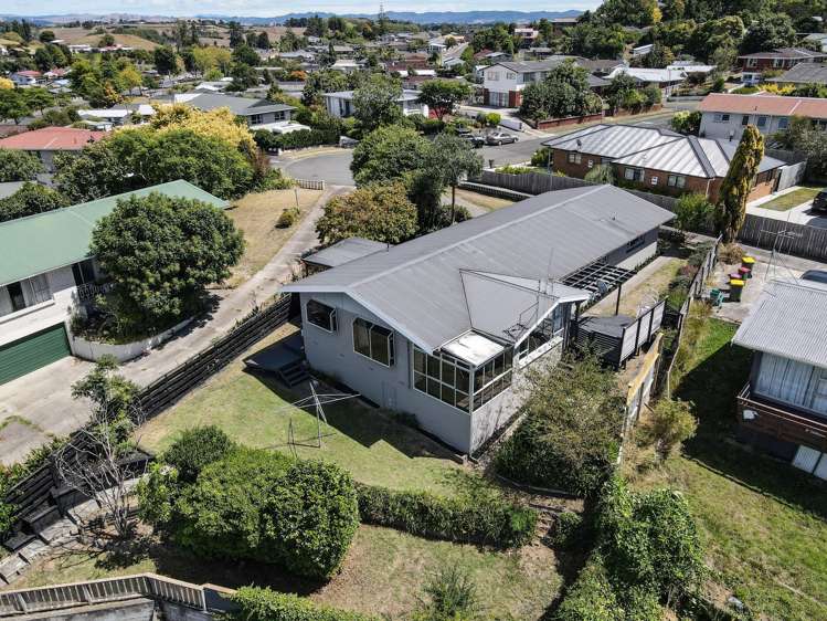 9 Beaumaris Place Dinsdale_50