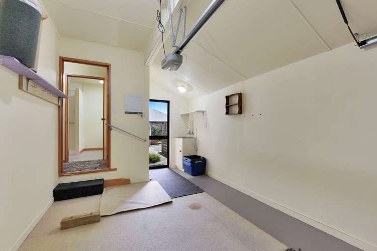 13 Dellwood Green Richmond_16