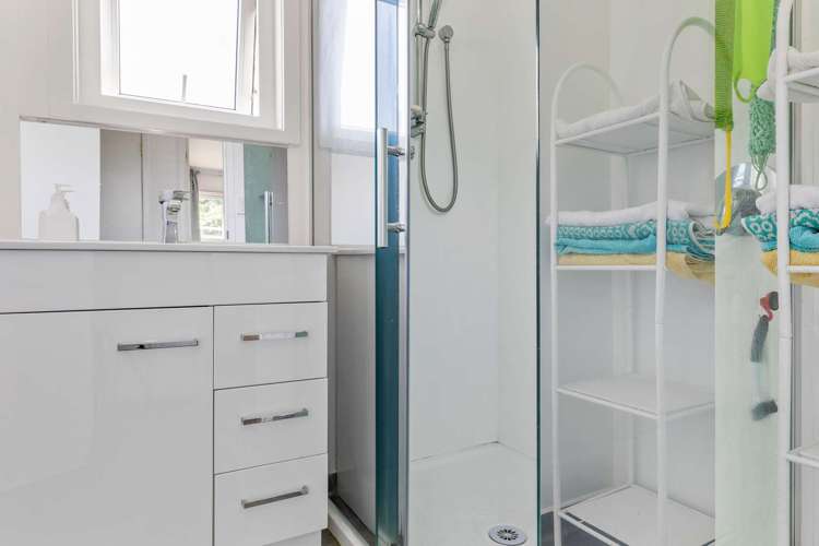 4 Galilee Avenue Red Hill_11