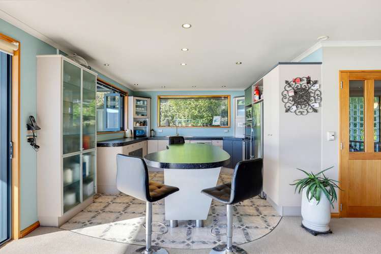 14 Settlers Hill Akaroa_11