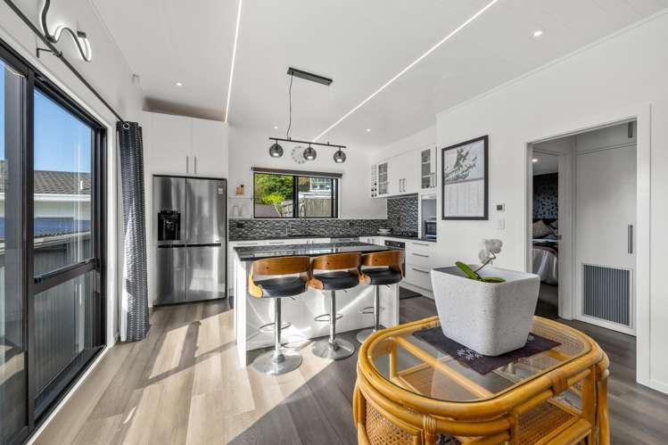 4a Seaview Crescent Picton_8