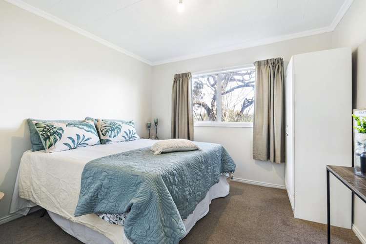 71 Clifton Drive Waitara_9