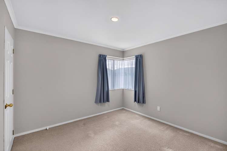 67A Kensington Drive Taradale_11