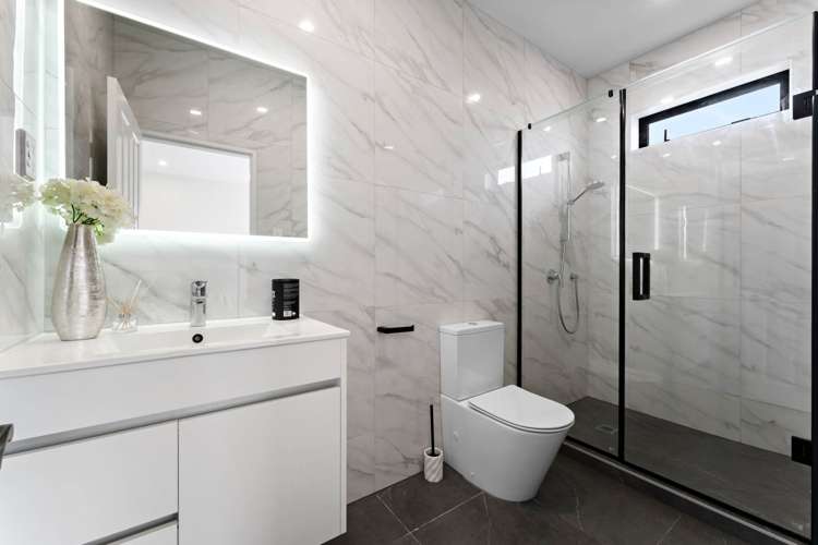 14 Matau Rise Te Atatu Peninsula_26