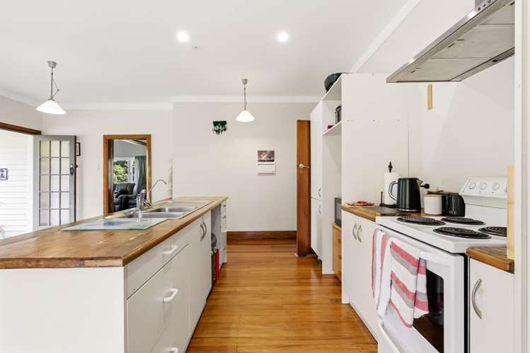 1190 Ohura Road_2