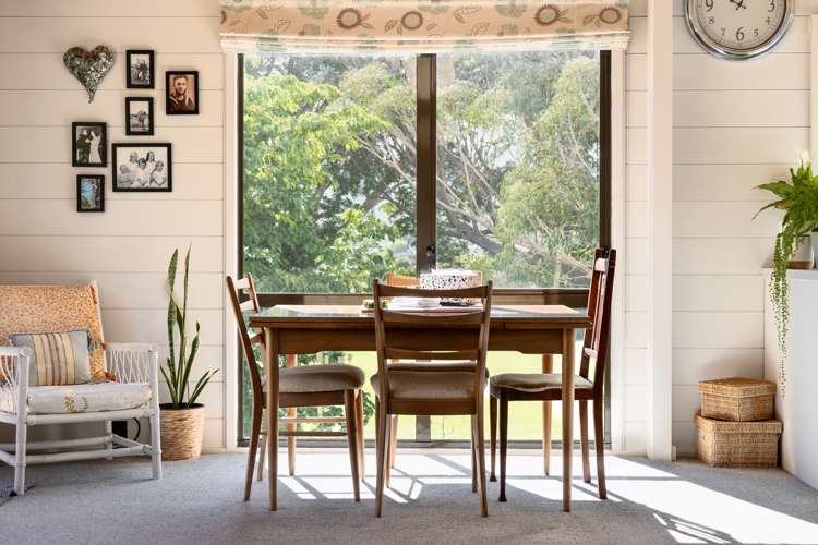 124 Renown Road Raumati South_5