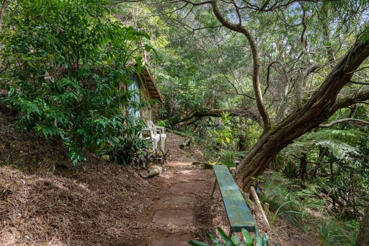 1125 Whangaparaoa Road Tindalls Beach_10