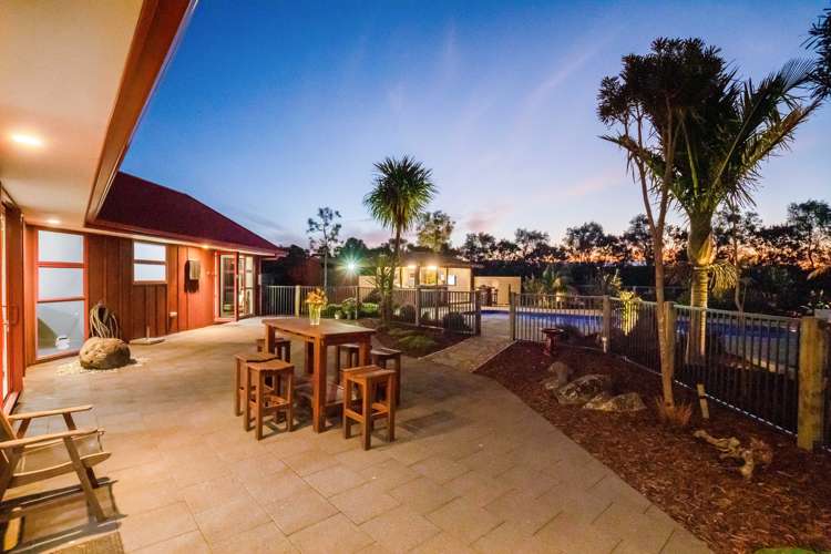 184 Pyle Road East Ruakaka_21