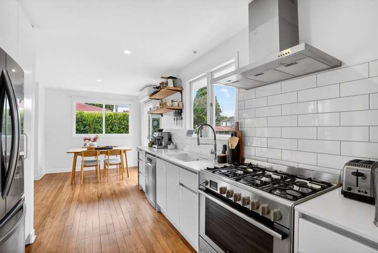 96 Mead Street Avondale_11