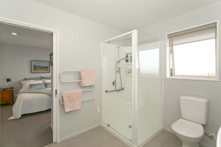 136 Chalmers Avenue Hampstead_15