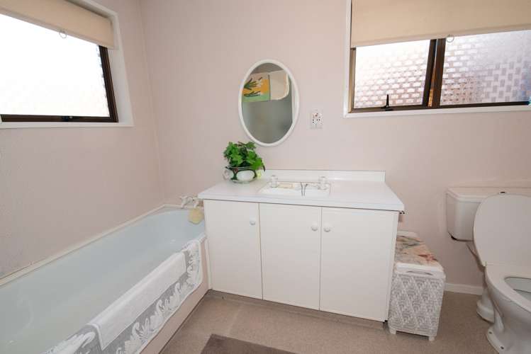 19b O'Neill Crescent Alexandra_10