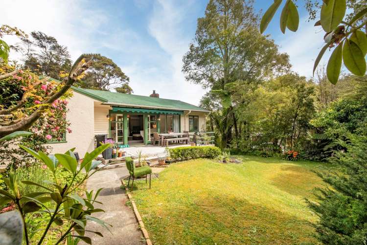10 York Road Titirangi_0