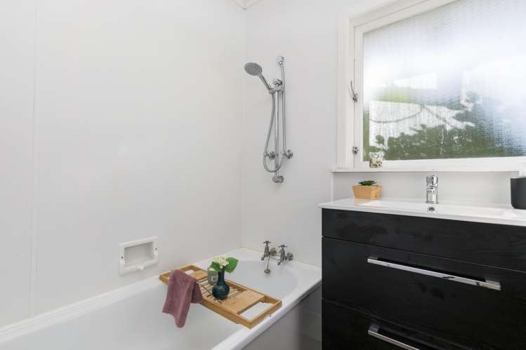 20 Halberg Street Papakura_10