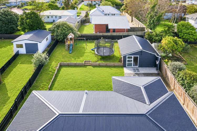 147 Devon Street West Hillcrest_33