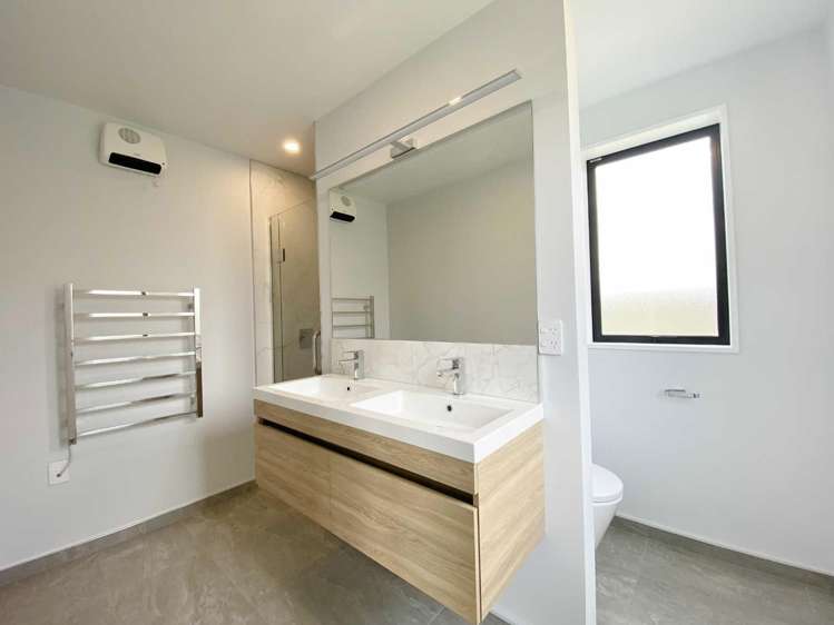 22 Kirkland Crescent Harewood_15